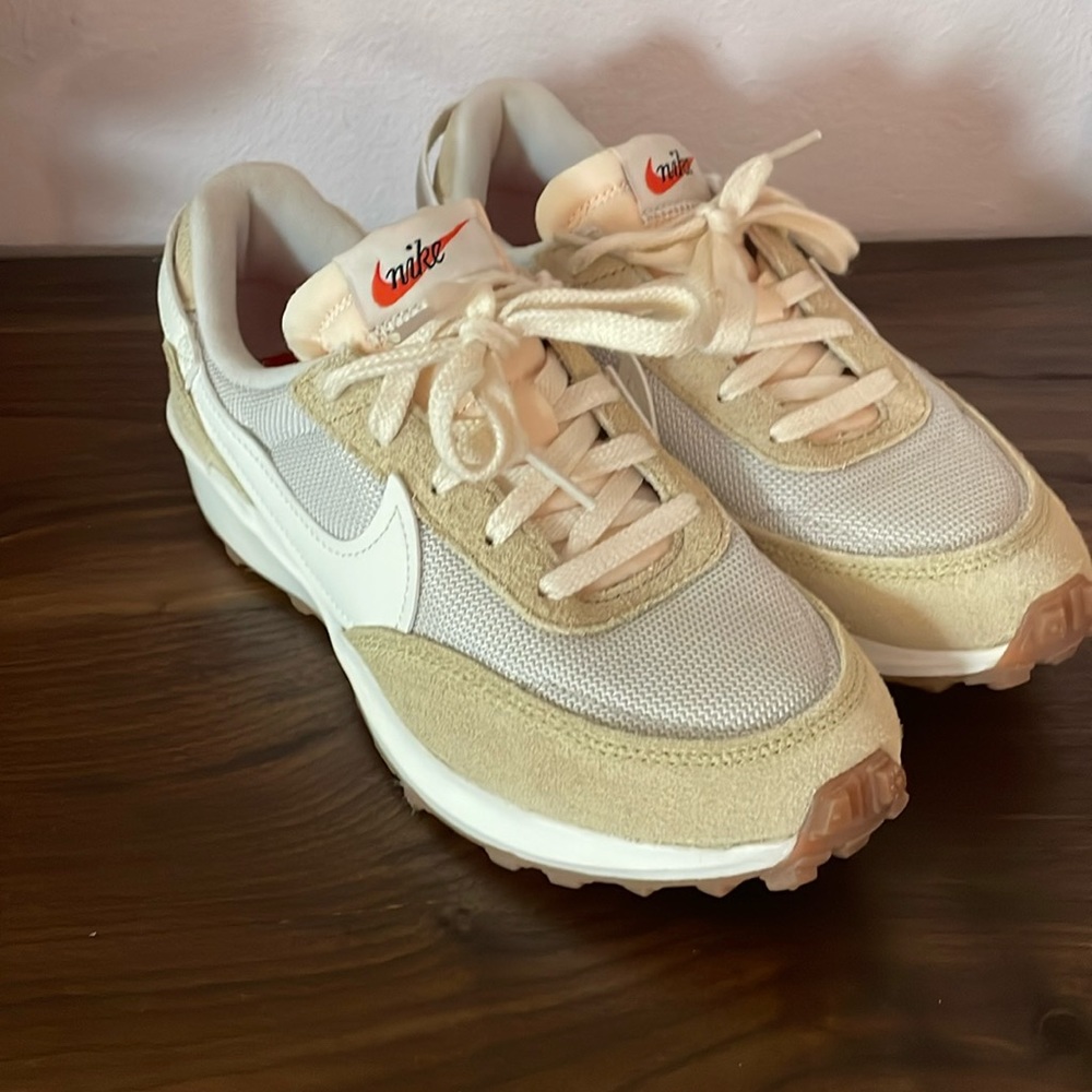 Nike waffle debut sneakers running shoes